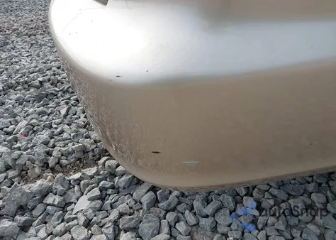 2001 Honda Accord 2.3 Lx from USA, damaged, VIN 1HGCG66511A105271